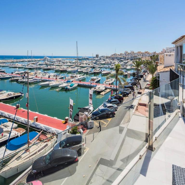 306 -Luxury Selection- Puerto Banus Marbella Front Line Penthouse - Two-Bedroom Apartment - 12