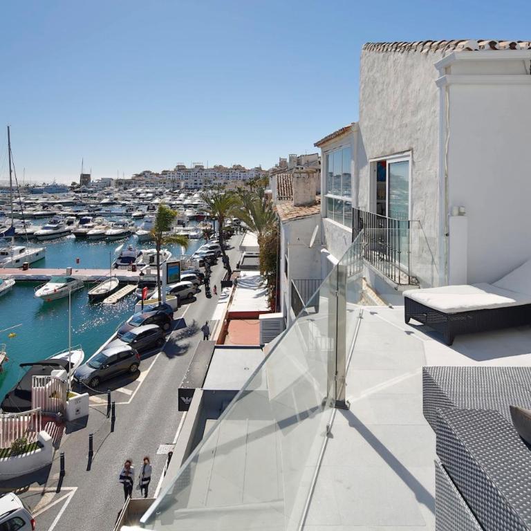 306 -Luxury Selection- Puerto Banus Marbella Front Line Penthouse - Two-Bedroom Apartment - 19