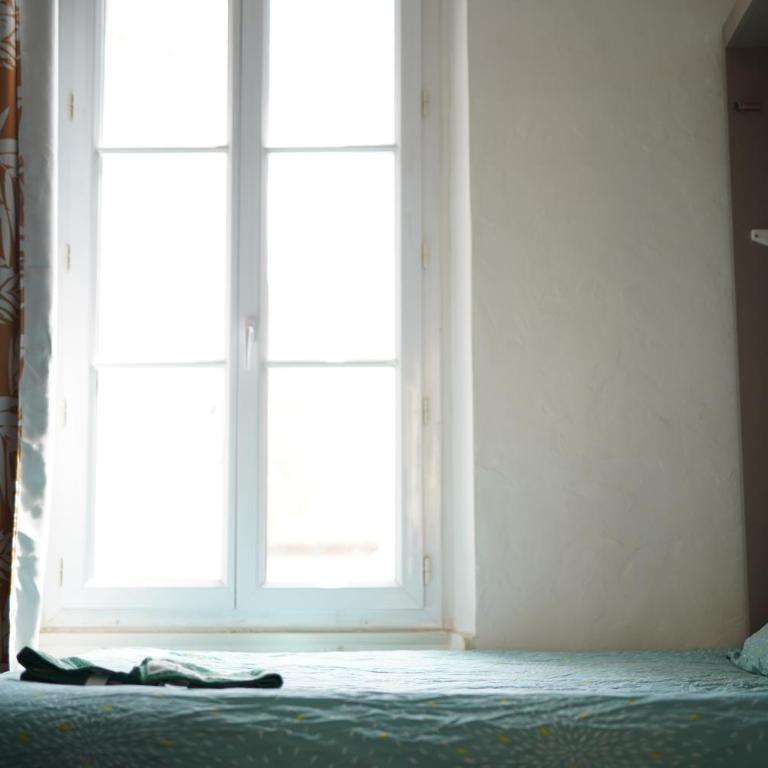 Logement Cosy avec stationnement gratuit - Apartamento de 1 dormitorio - 4