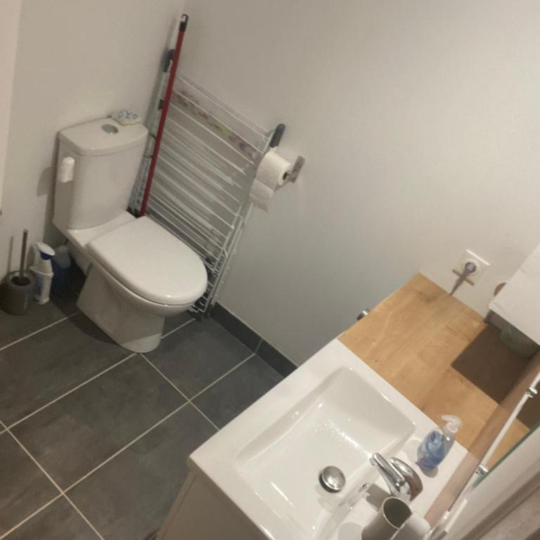 Le cocon blanc: T2 centre Ax neuf et équipé 8 pers - Appartement 1 Chambre - 15