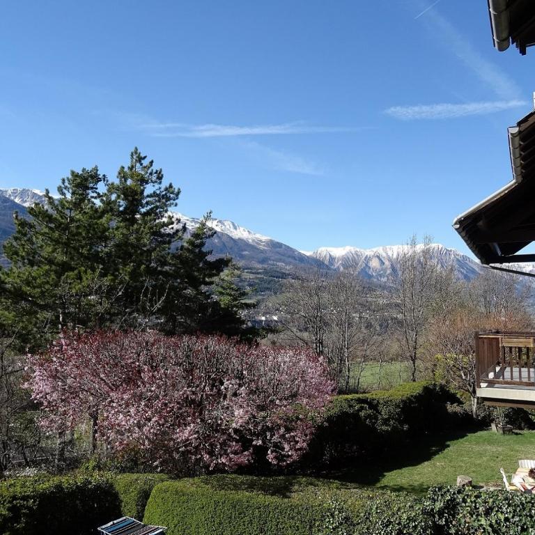 EMBRUN Superbe appartement classé 3 étoiles tout équipé avec vue sur montagnes - Appartement 1 Chambre - 10