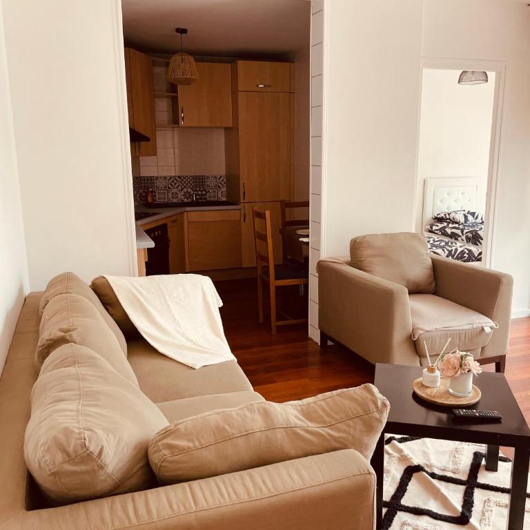 Appartement 2 chambres avec parking privé gratuit - Appartement 2 Chambres - 13