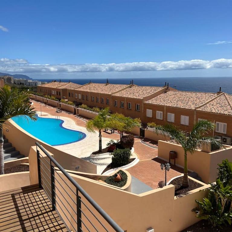 Casa Adosada de lujo con piscina y vistas al mar - Casa de 2 dormitorios - 1