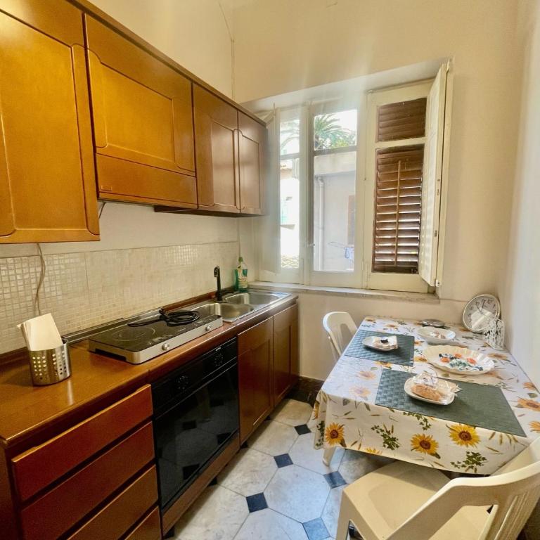 Apartament Dimora di Maury a due passi dai trasporti e da Ballarò - Casa con 3 Camere da Letto - 15