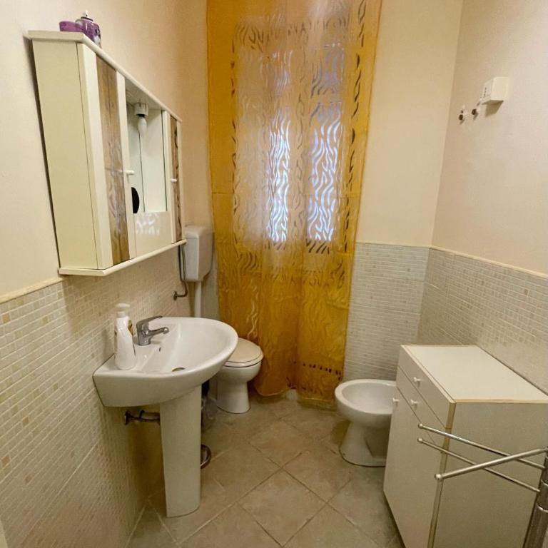Apartament Dimora di Maury a due passi dai trasporti e da Ballarò - Casa con 3 Camere da Letto - 30