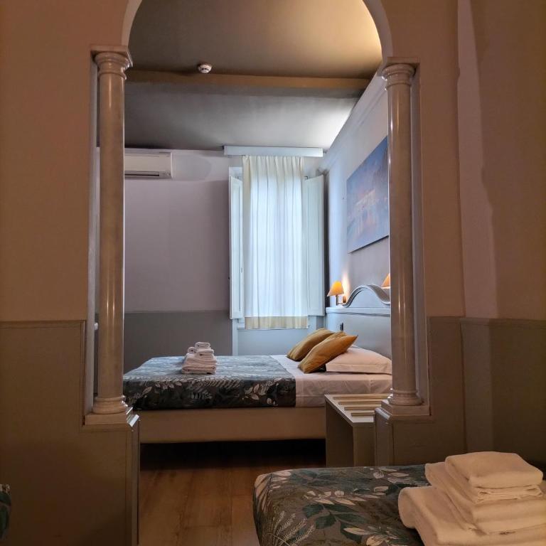Hotel Camilla Firenze - Camera Quadrupla Classic - 3