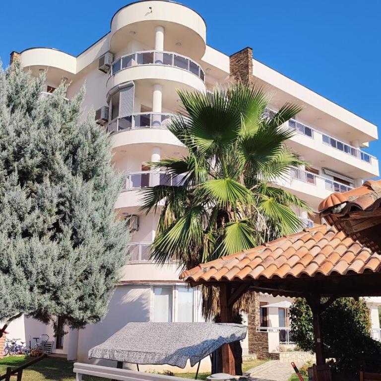 Talia apartments & pool - One-Bedroom Apartment with Balcony and Sea View - 33