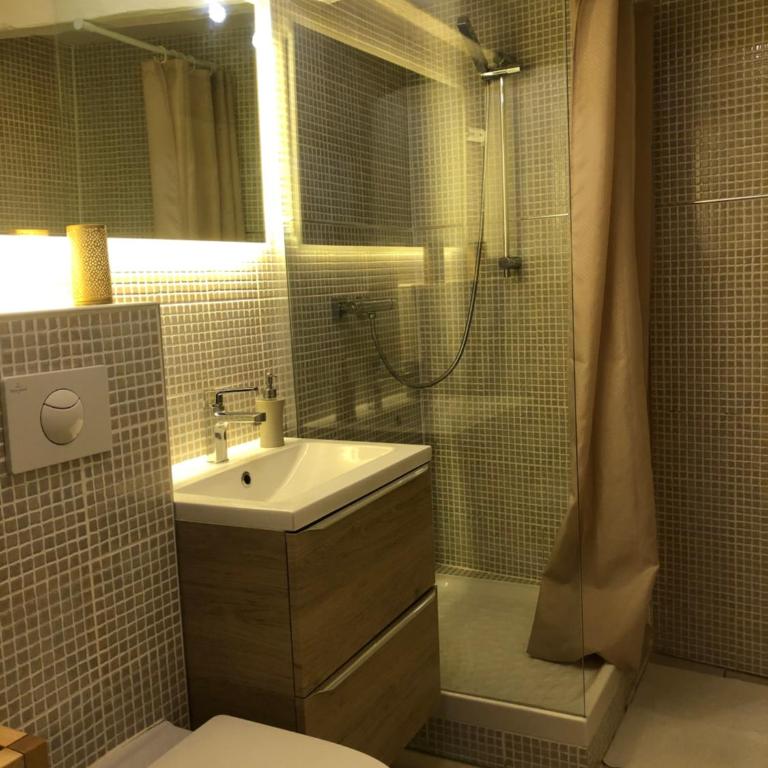 Suites Residences Spa - Appartamento Deluxe senza Spa - 5
