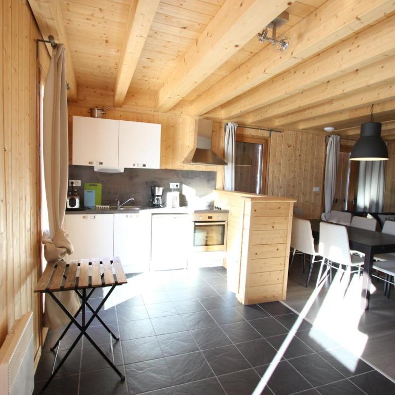 Chalet mitoyen 3 niveaux, jusqu'à 8 pers, animaux admis - FR-1-549-105 - Chalet - 8