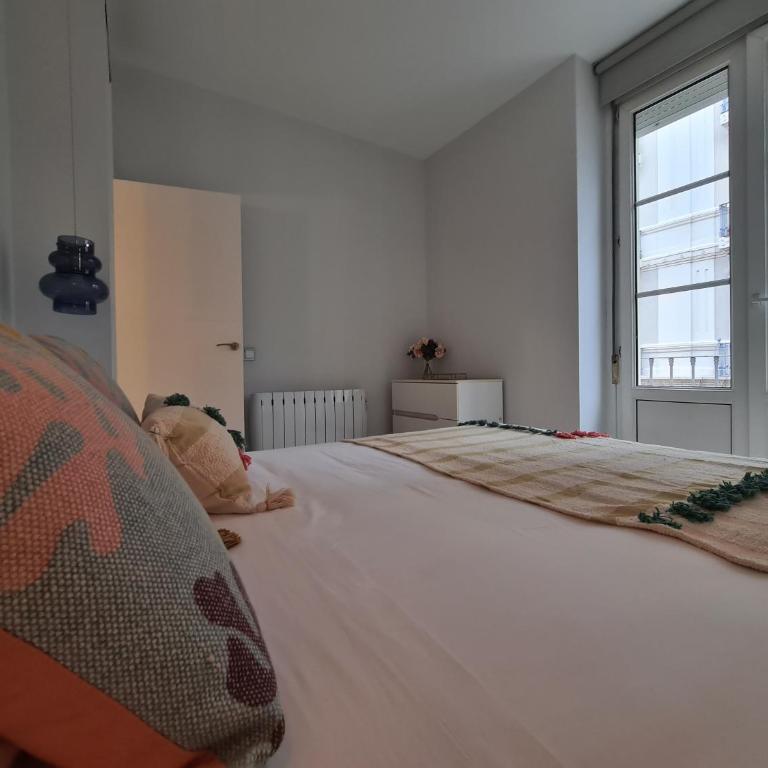 Dos Torres Arte en Balcones - Calle Alfonso I - Apartamento de 2 dormitorios - 24