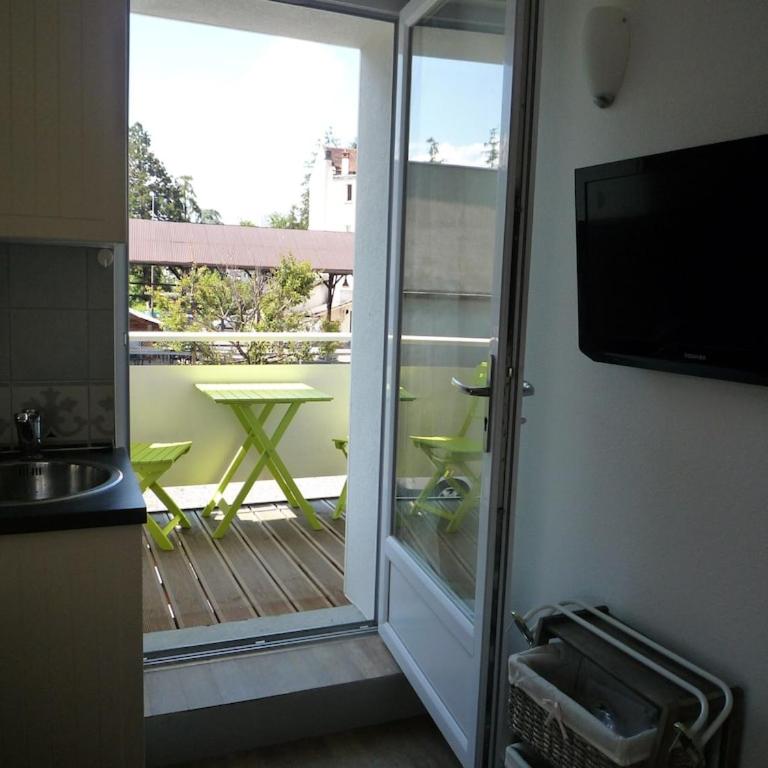 studio 6 Versoie avec parking - Studio avec Balcon - 4