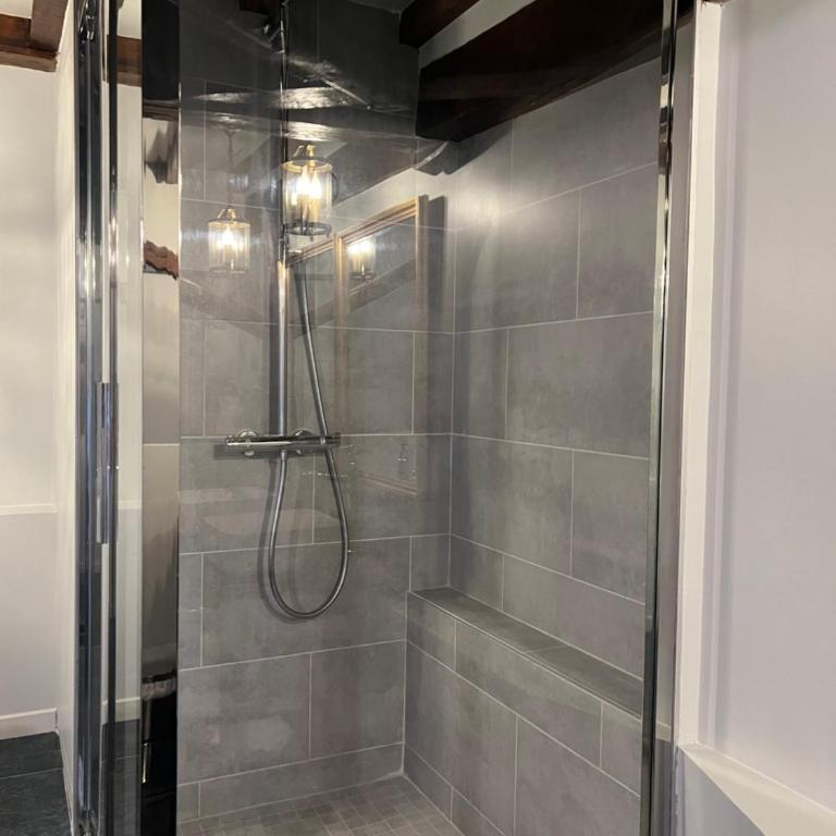 24H LE MANS Château de Lauresse chambres d'hôtes Luxe, avec services - Chambre Double avec Salle de Bains Privative - 10