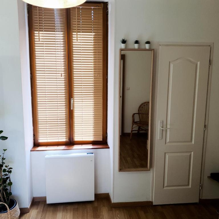 Appartement cosy entier, parking gratuit dans la rue - Appartement 1 Chambre - 1