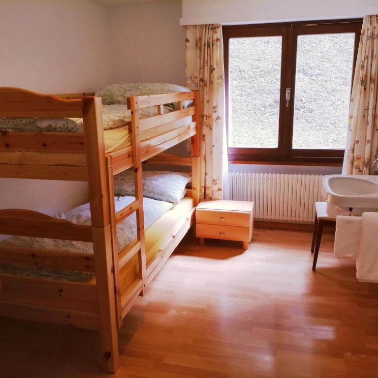 Hotel Gemmi - Familienzimmer - 5