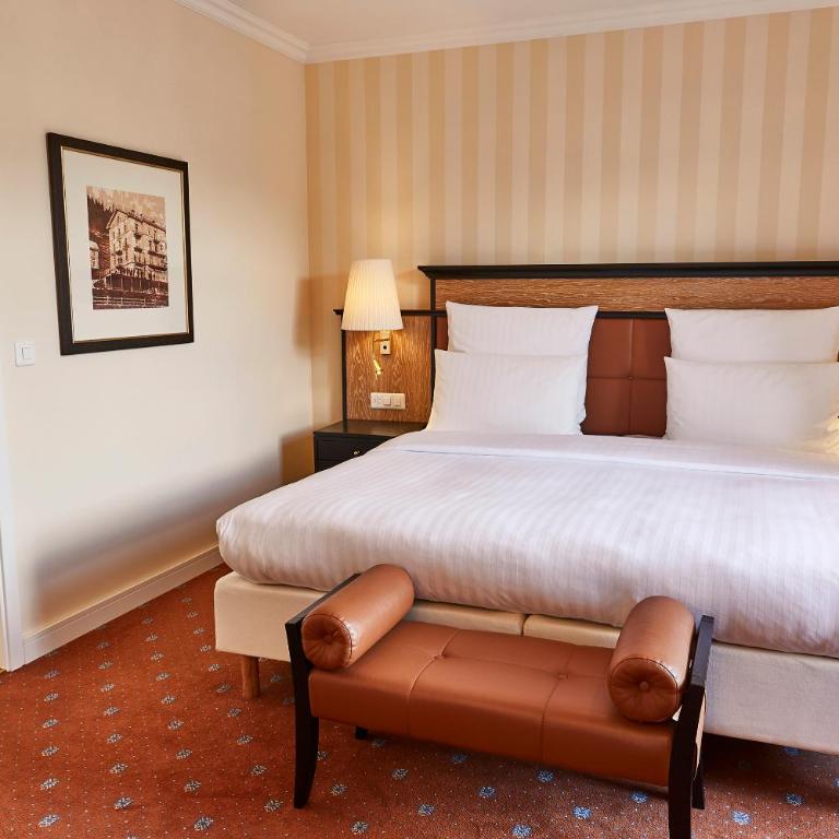 Steigenberger Icon Grandhotel Belvédère - Suite mit Bergblick - 2