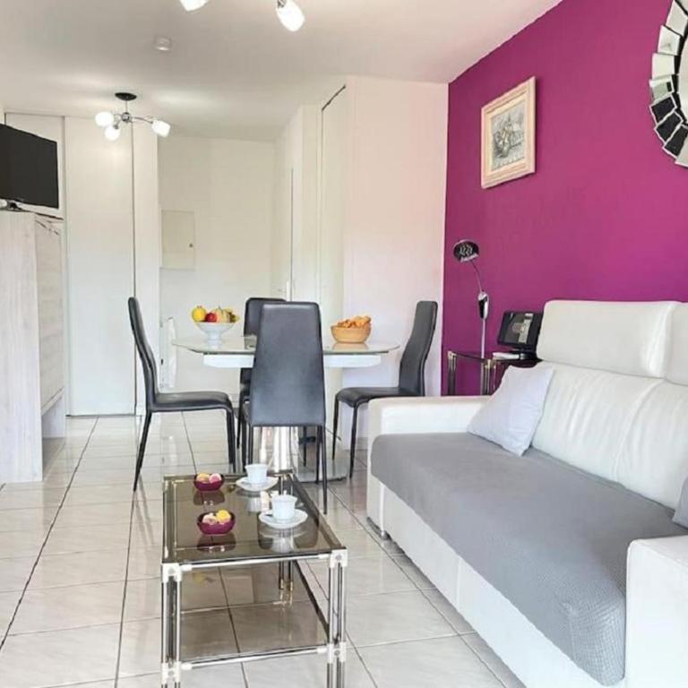 Appartement "La Détente" St Raphaël, au calme, vue piscine, climatisé - Apartment mit 1 Schlafzimmer - 11