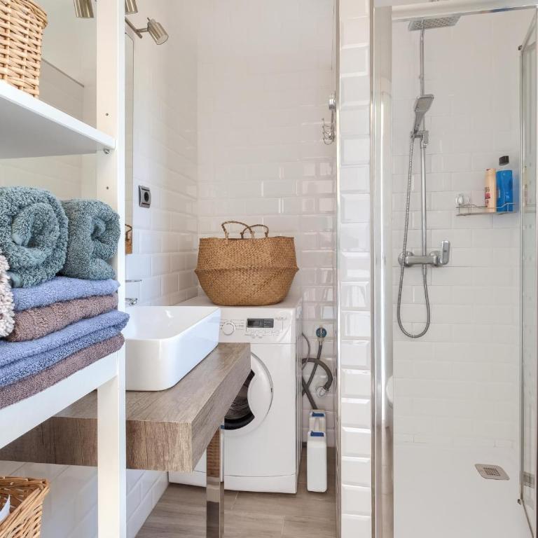GORGEOUS 31 LA GAVIOTA, ALCANTARA, WiFi, POOL - Estudio con cama extragrande - 14