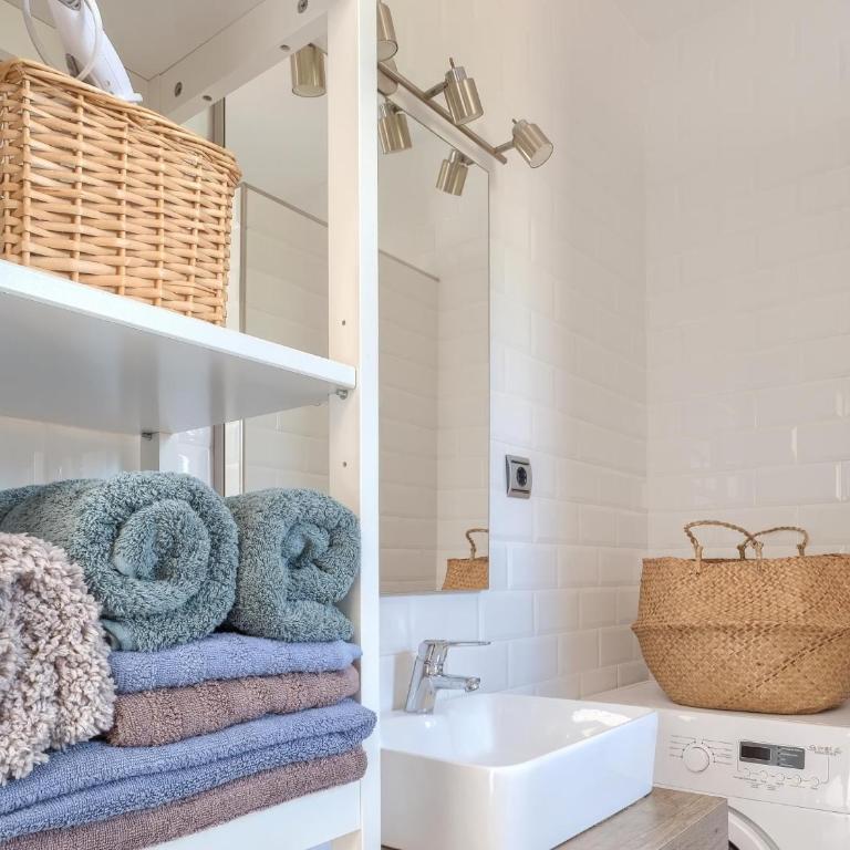 GORGEOUS 31 LA GAVIOTA, ALCANTARA, WiFi, POOL - Estudio con cama extragrande - 16