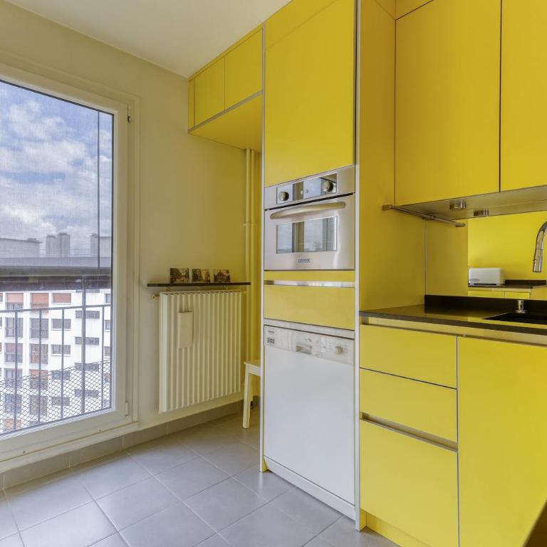 Large and Bright 2 Bdrs Flat with View - Paris 20 - Appartement 2 Chambres - 13