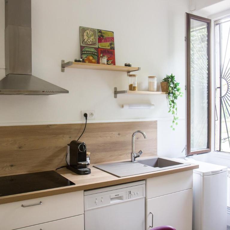 Le 62 - Spacieux T2 - Garage gratuit, Jardin, Tram - Apartment with Garden View - 10