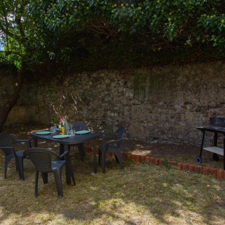 Le 62 - Spacieux T2 - Garage gratuit, Jardin, Tram - Apartment with Garden View - 18