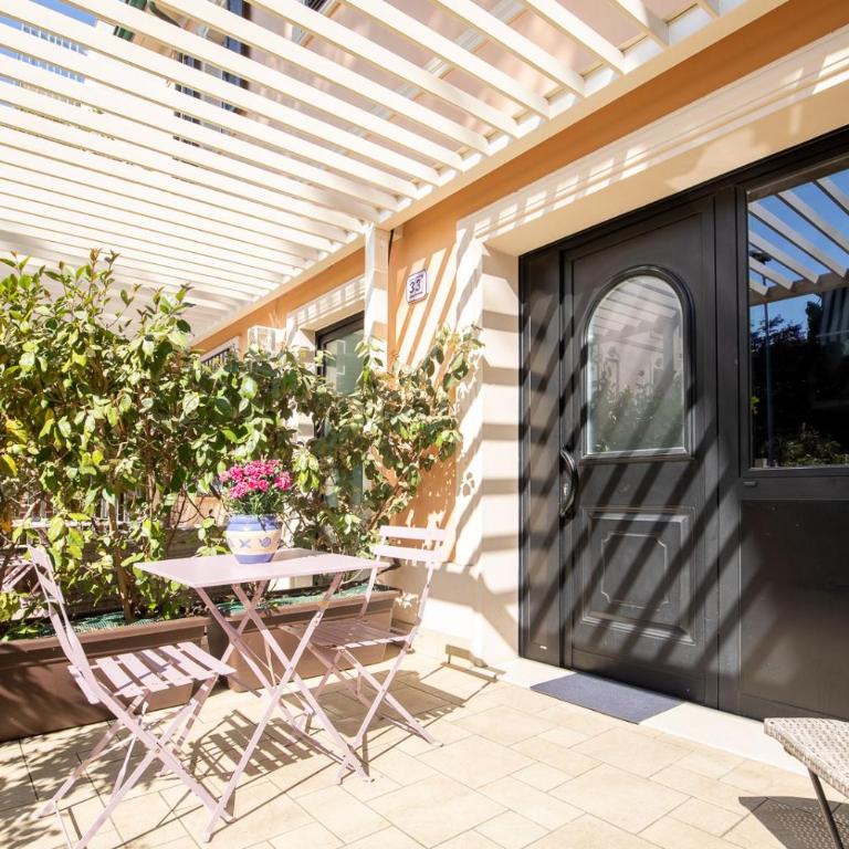 Romantico Open Space a 3min dalla spiaggia - HomeUnity - Studio Apartment - 3