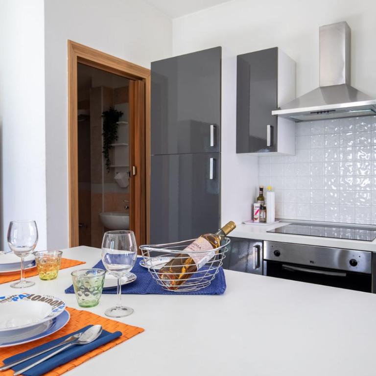 Romantico Open Space a 3min dalla spiaggia - HomeUnity - Studio Apartment - 20