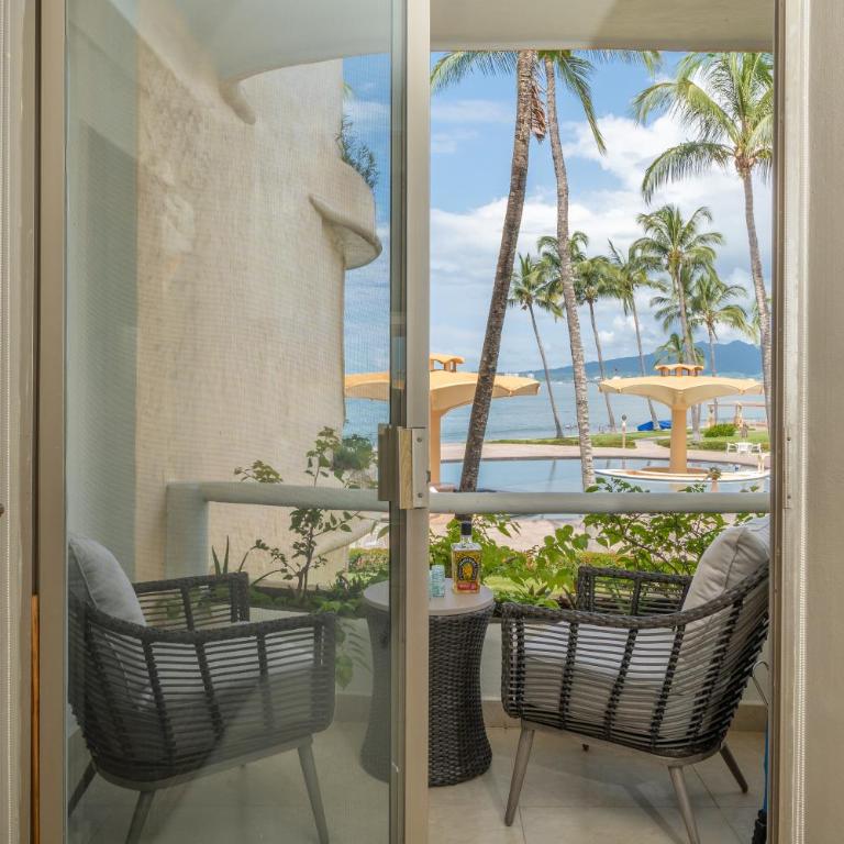 Ocean Front Condo with Pool Sleeps 6 Adults-Quinta del Mar 203 - Apartamento de 2 dormitorios - 26