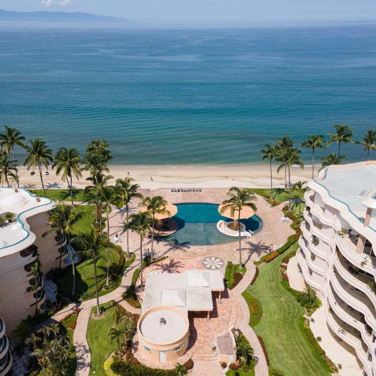 Ocean Front Condo with Pool Sleeps 6 Adults-Quinta del Mar 203 - Apartamento de 2 dormitorios - 27