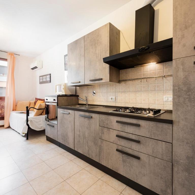 Castelnuovo Flat with Elevator and Free Parking - Appartamento con 1 Camera da Letto - 6
