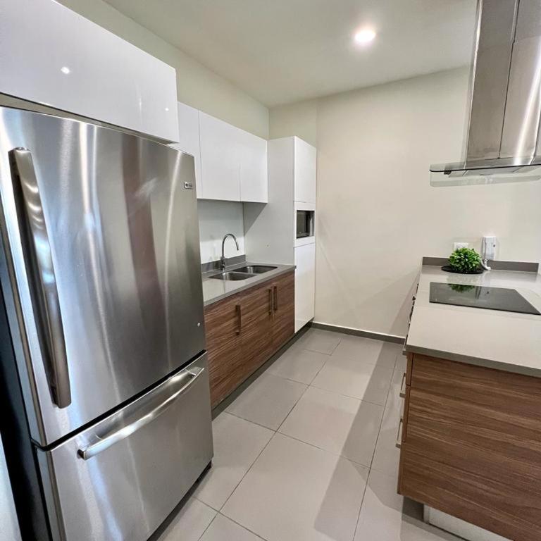 Lujoso departamento en el corazón de Playa - Apartamento con balcón - 27