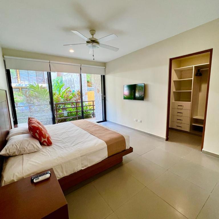 Lujoso departamento en el corazón de Playa - Apartamento con balcón - 23