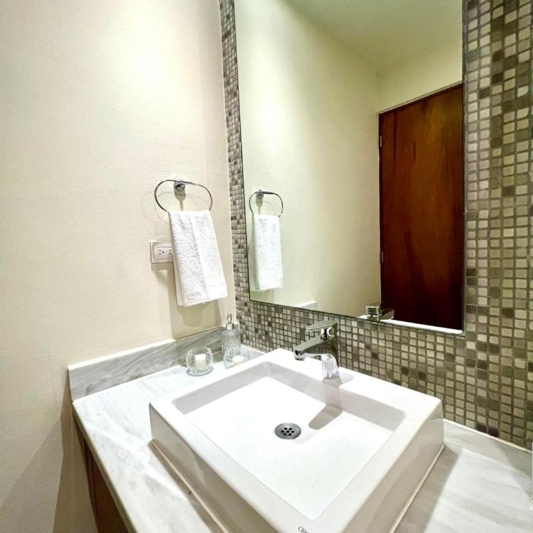 Lujoso departamento en el corazón de Playa - Apartamento con balcón - 34