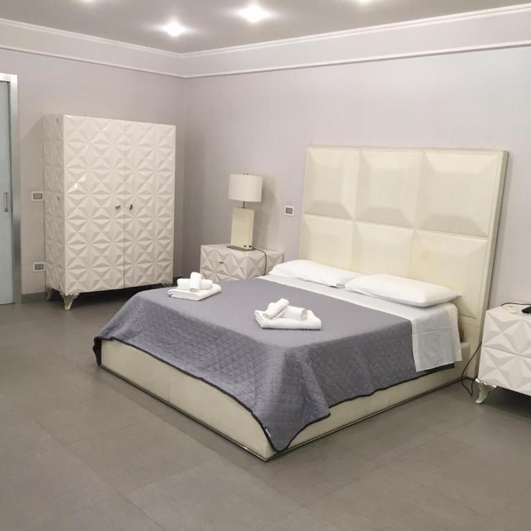 Donna Teresa - Camera Familiare con Bagno Privato - 20