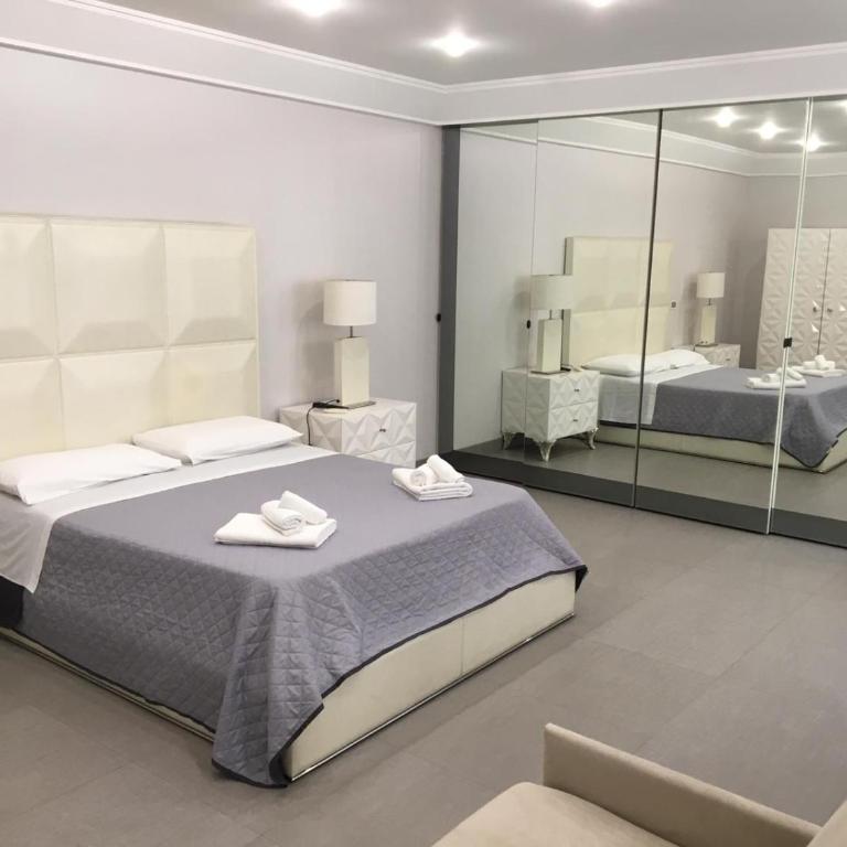 Donna Teresa - Camera Familiare con Bagno Privato - 21