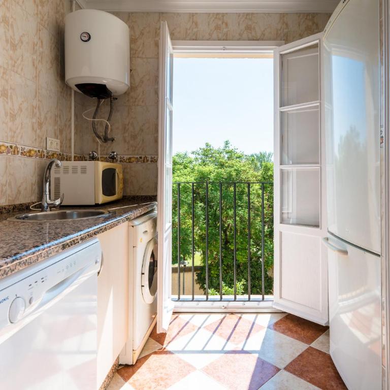 Sevillano apto en Centro cerca de Santa Justa - Apartamento de 3 dormitorios - 7