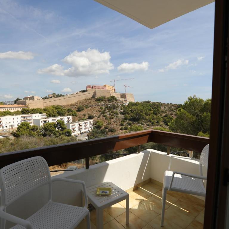 Hostal Marblau Ibiza - Habitación Doble - 2 camas - 12