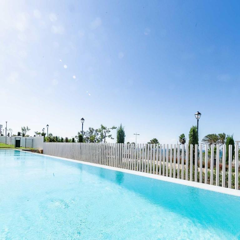 71-Beachfront, brand new luxury penthouse Benalmádena - Three-Bedroom Apartment - 6