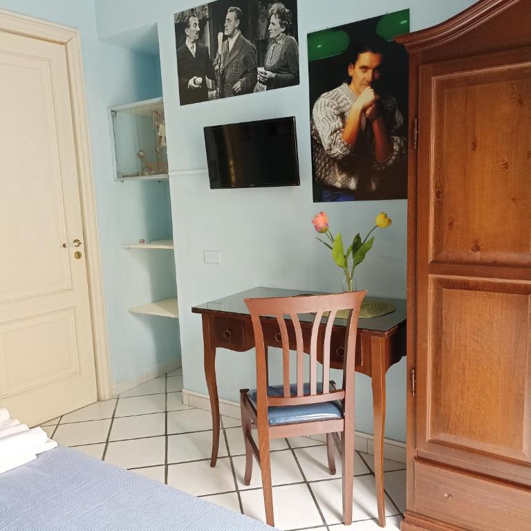 B&B Terra Mia Napoli - Camera Matrimoniale/Doppia con Letti Singoli - 6