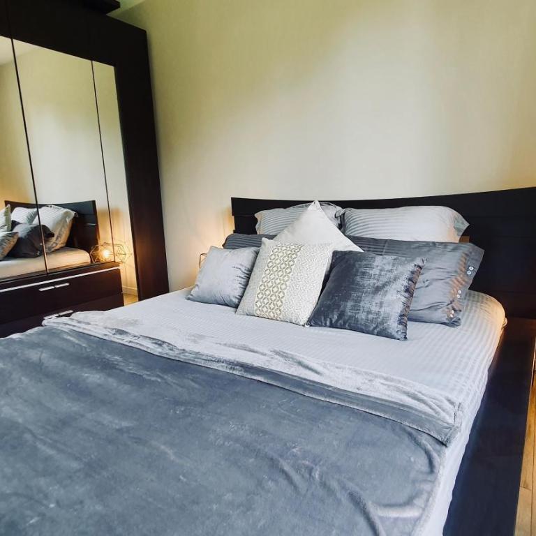 "L'imprévue", 12 personnes dans la vieille ville ! - Maison 6 Chambres - 22