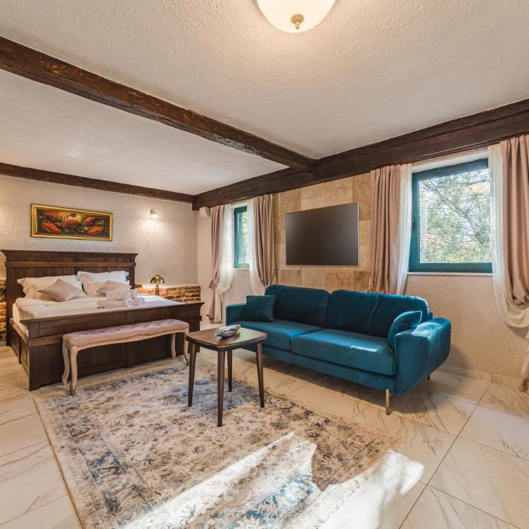 Casa Ra - Triple Room with Balcony - 1