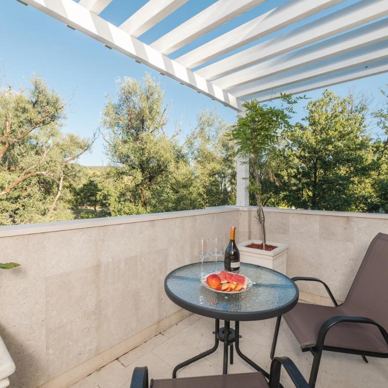 Casa Ra - Quadruple Room with Balcony - 1