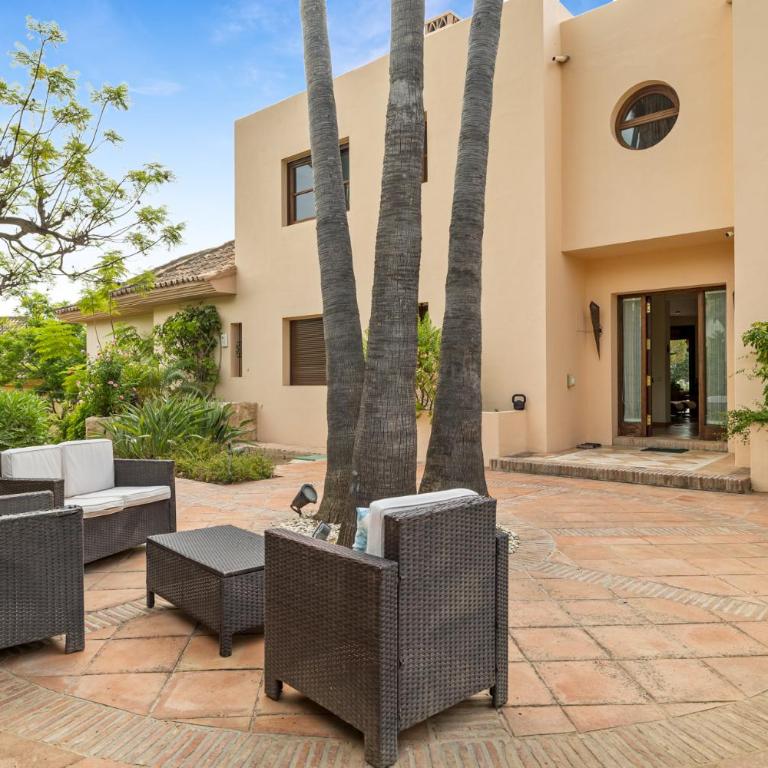 Luxury Villa Robledal By Mabiente - Views of the sea and the golf course - Villa - 17