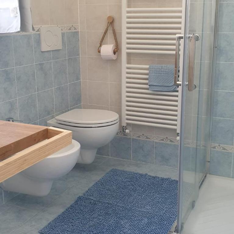 I LAGHEE casette BREVA e TIVANO Lakeside Garden Bike&Boat&Scooter Lake Como - Townhouse - 9