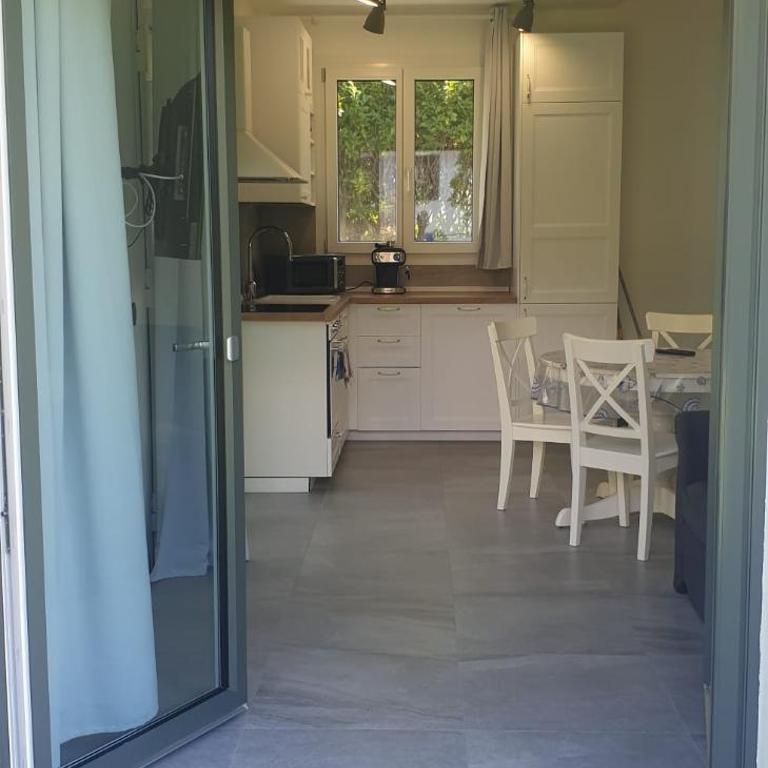 I LAGHEE casette BREVA e TIVANO Lakeside Garden Bike&Boat&Scooter Lake Como - Townhouse - 13