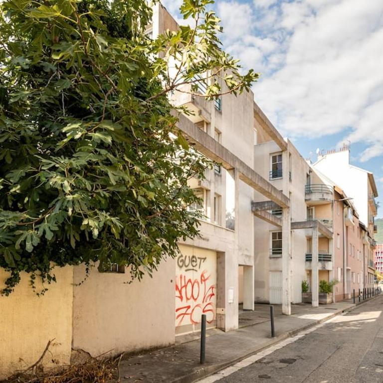 Studios avec parking, clim, balcon, proche tram - Monolocale con Vista Montagna - 3
