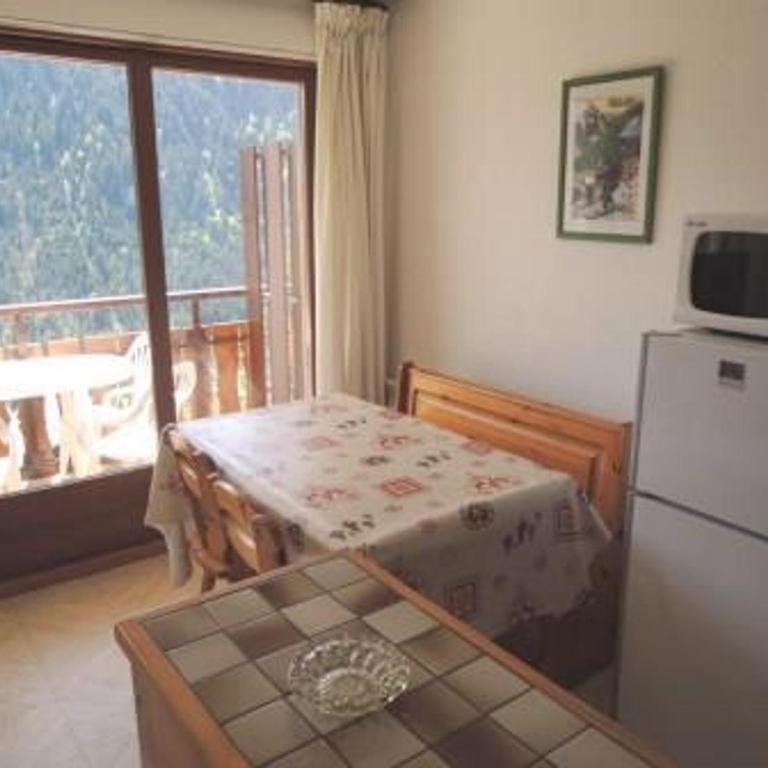 Appartement 4 pers avec balcon et parking à Châtel - FR-1-198-98 - Appartement (4 Adultes) - 4