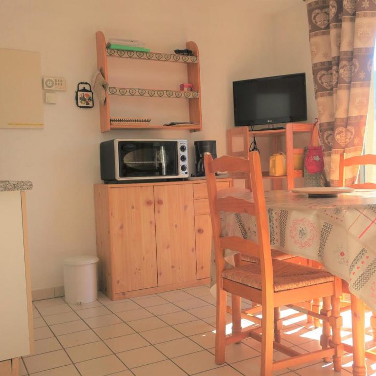 Studio cosy pour 4 personnes avec balcon et parking - FR-1-198-152 - Studio - 3