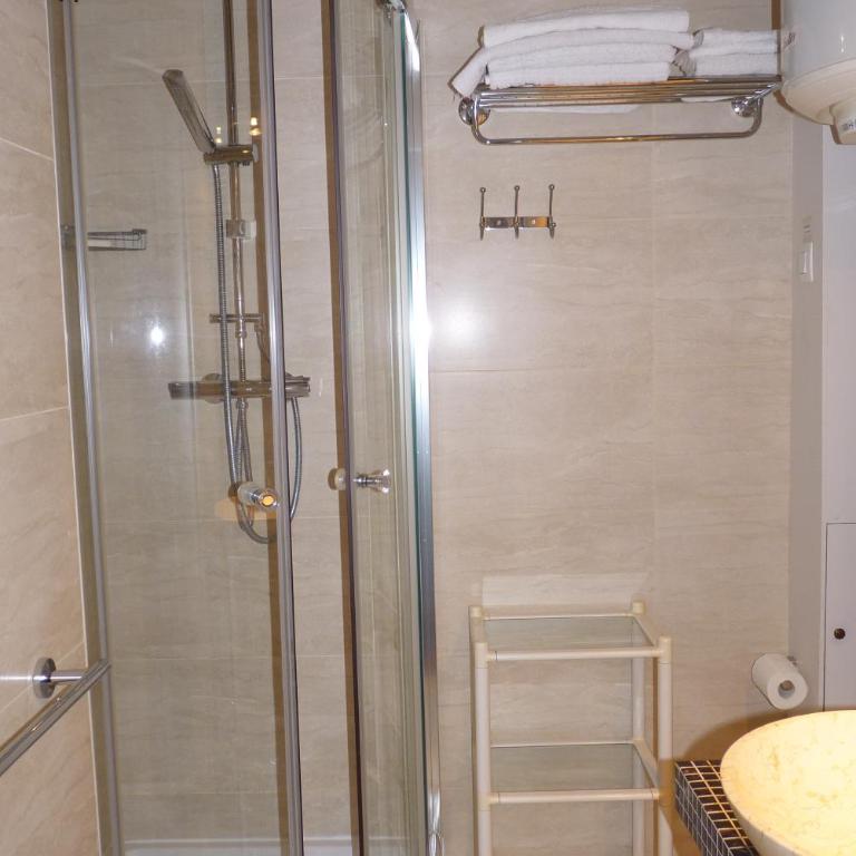 Prestigious 2 bedroom near Champs Elysées - Appartement - 5