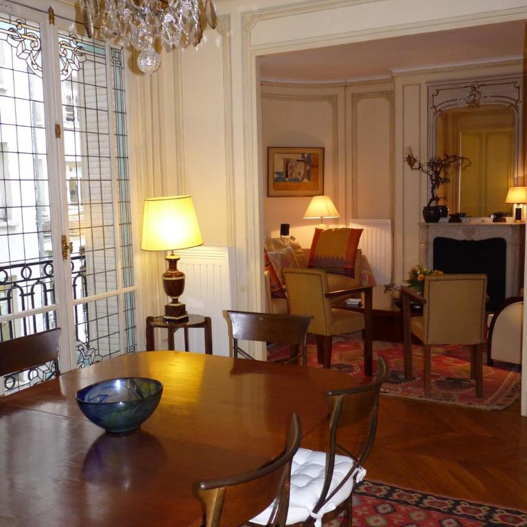 Prestigious 2 bedroom near Champs Elysées - Appartement - 6